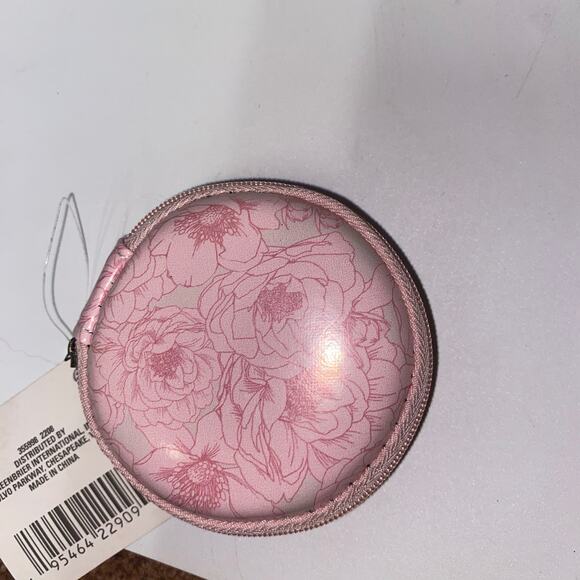 New Girls Beginner Beauty Set Handheld Mirror Case Headband Hairclips & Bag - Picture 9 of 9